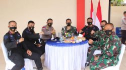 Danyon TNI Polri Kompak Bahas Pilkada di Lapangan Tembak
