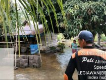 Cerita Enam Keluarga Terpaksa Mengungsi Diterjang Banjir di PALI