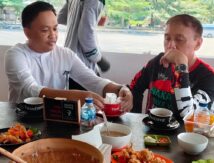 IAS Temani Ketum PSSI Ke Bantaeng, Ilham Azikin Suguhkan Kopi Wine