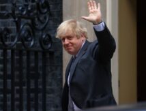 PM Inggris Boris Jhonson Mundur, Istana hingga Taipan Rusia Tepuk Tangan